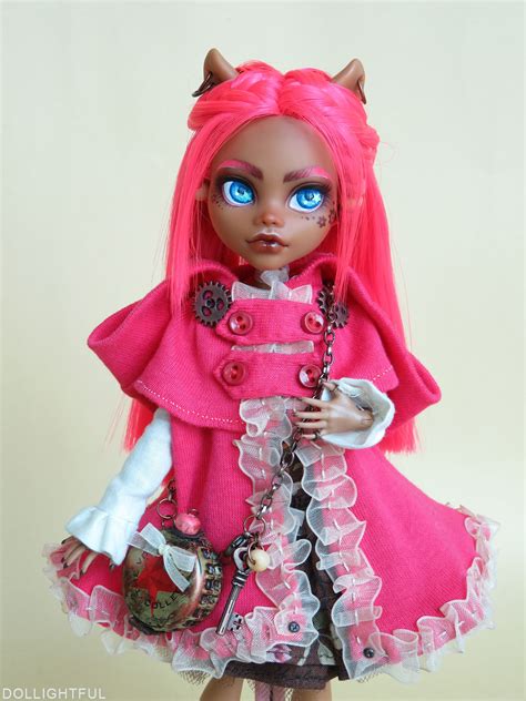 Custom doll maker  149,122 plays